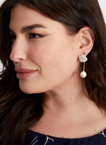 Boucles d'oreilles pendantes à fleur et perle, Blanc perle
