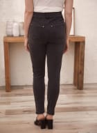 Straight Leg Pull-On Jeans, Heather Grey