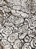 Foulard carré à motif floral, Motif noir