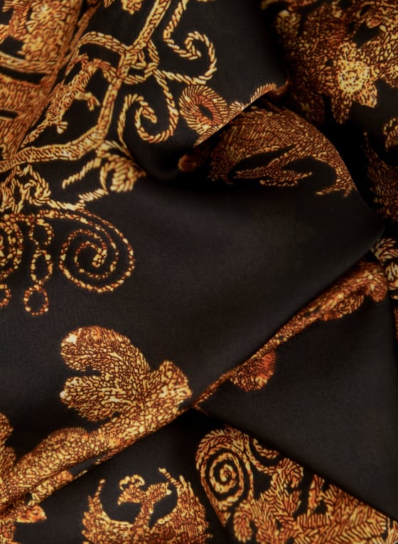 Foulard léger à motif baroque, Motif noir